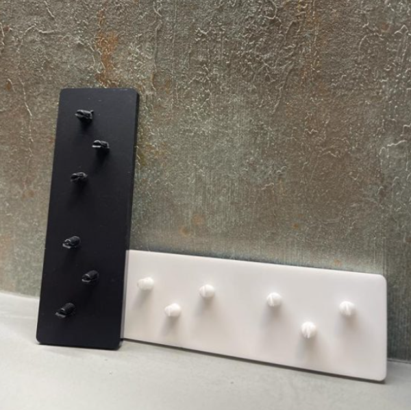 Clap! Display Top personalizabil cu cleme- Numai top