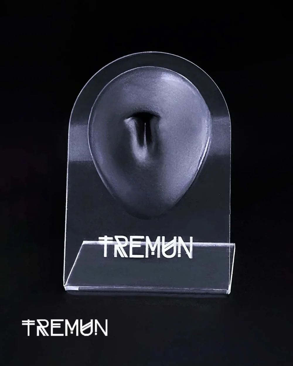 Tremun Belly Button Silicone Display