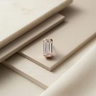 Octagon Half Bezel Yellow Gold - SNG10070_1