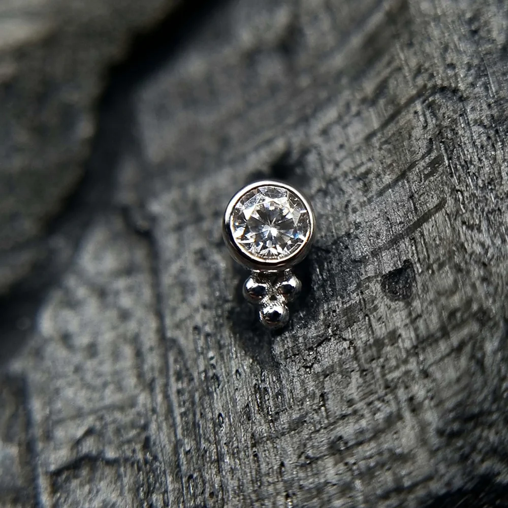 Alisea 1 White Gold push pin top