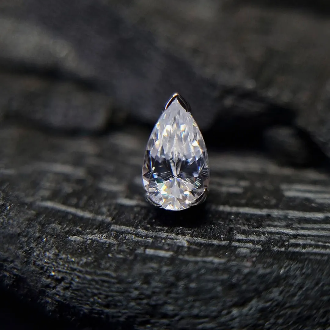 Pear Chevron White Gold